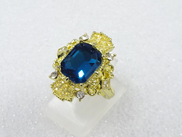 Japanese Kimono / Antique Accessories Metal